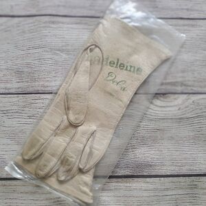 Vintage Madeleine Debs Deerskin Gloves